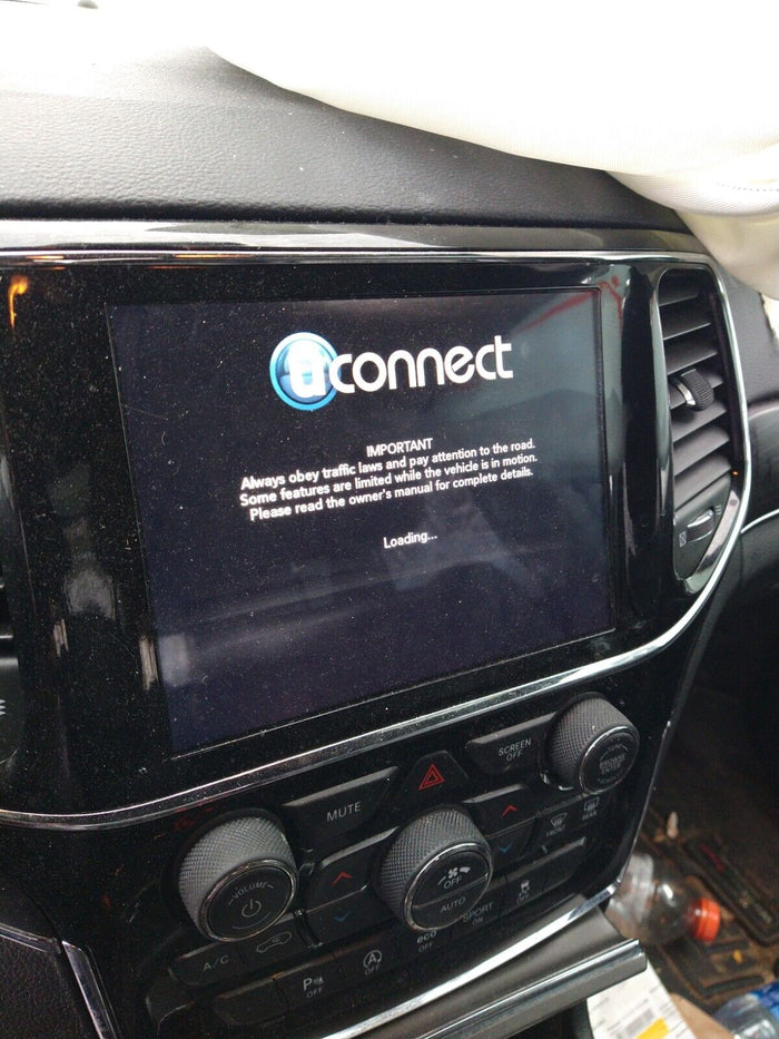 [UAQ/UAS] Upgraded Replacement UConnect 4/4C 8.4" Touch Screen LCD-Cuescreens